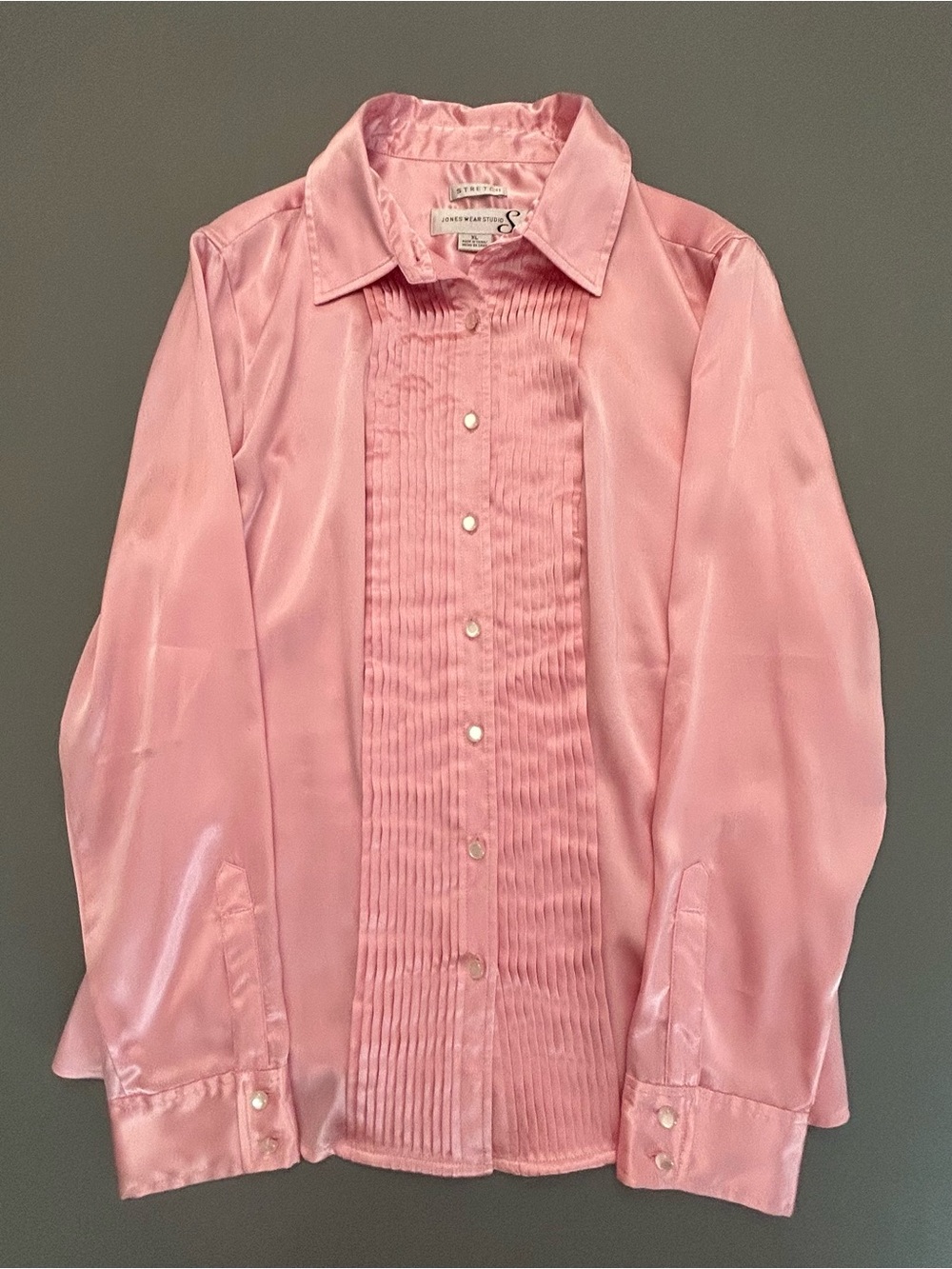 Jones Wear Studio Pink Satin Pleated Button Down Tuxedo Style Blouse
